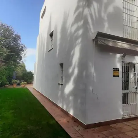 Casa Julia Fantastico Adosado Con Piscina. *