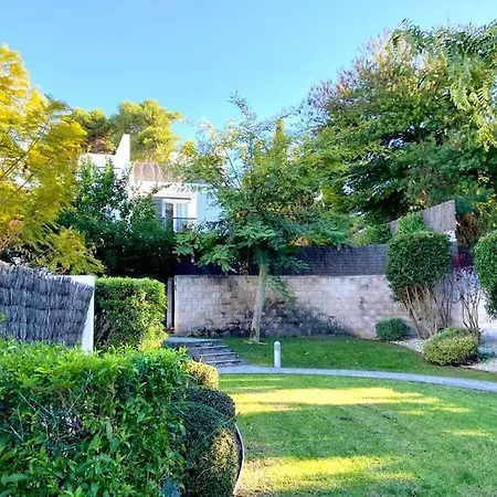 Casa Julia Fantastico Adosado Con Piscina. Holiday home Conil De La Frontera
